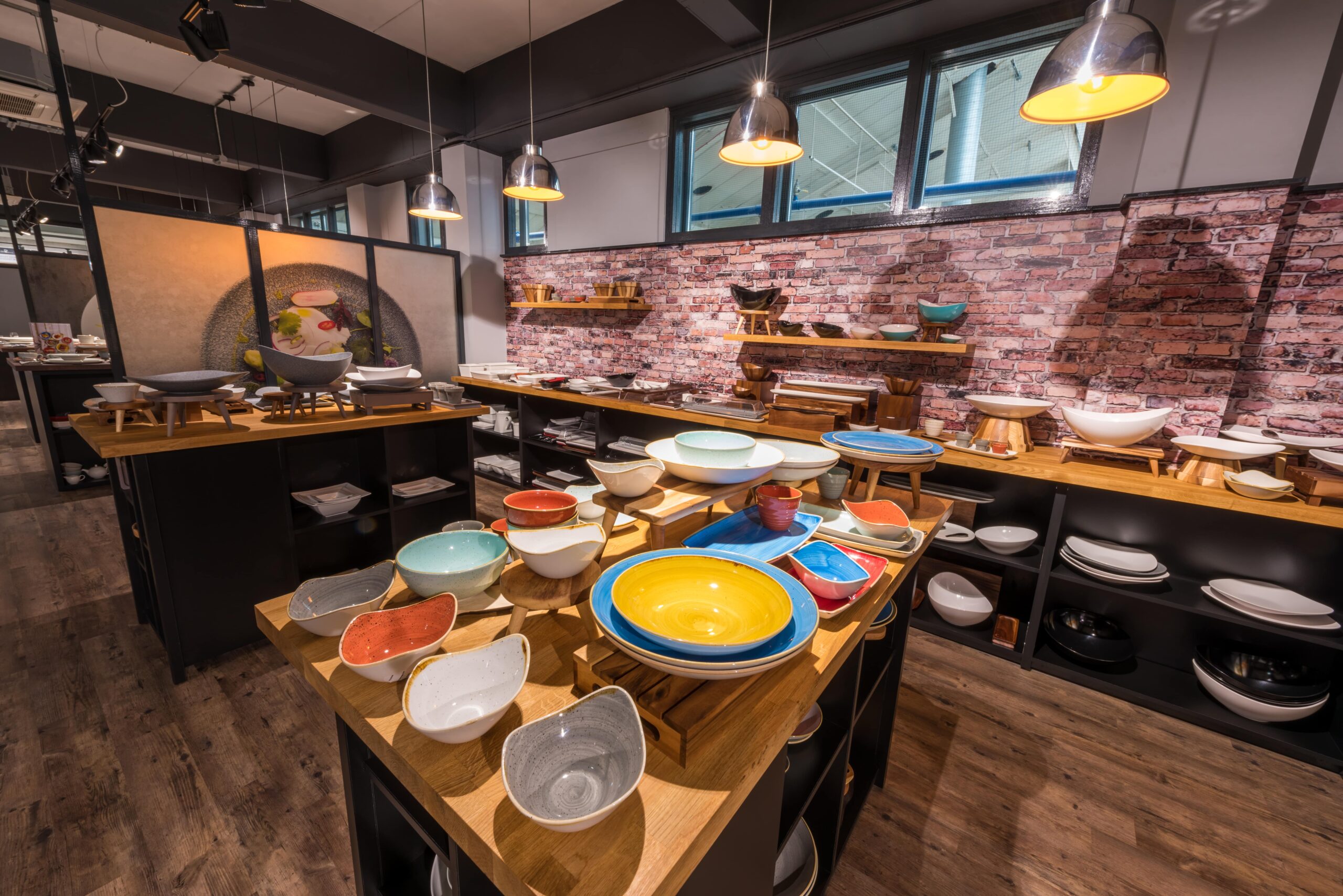 Churchill China Showroom 2017-5658 copy-min