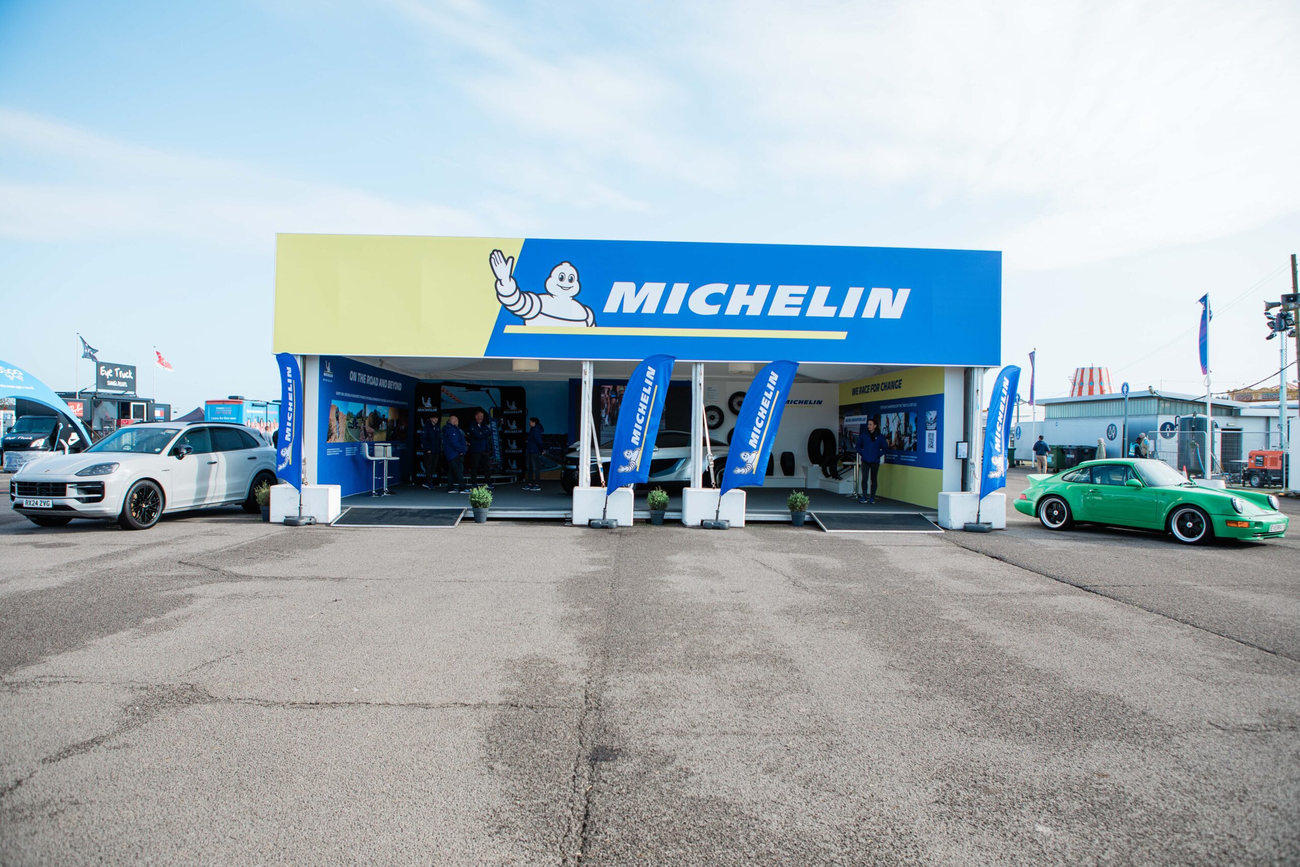 Exhibition stand size - Large